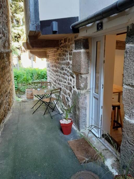Le Petit Atelier, Centre-ville, Vue Riviere